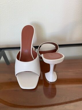 Authentic Amina Muaddi White Leather Open-Square Toe Mules